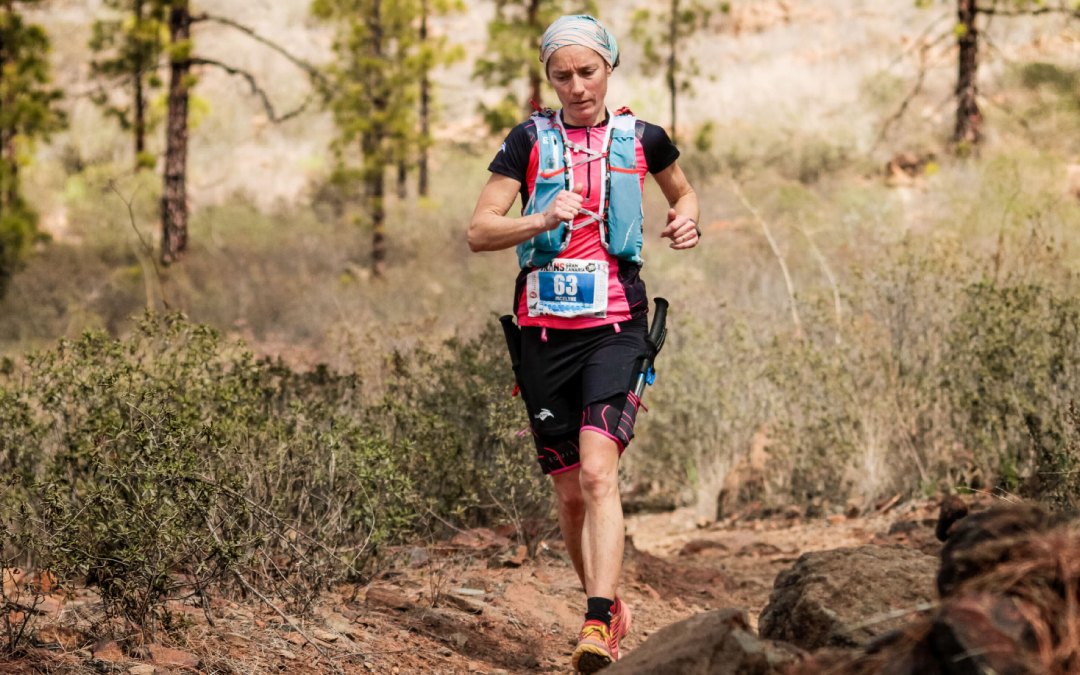 jocely-pauly-kiwami-trail-team-short-equilibrium