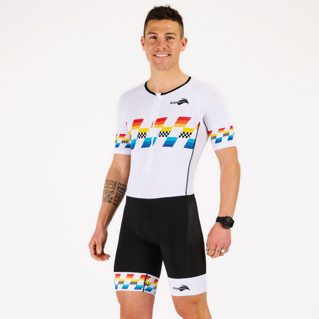 équipement de triathlon, la combinaison trifonction homme longue distance est la tenue parfaite pour les triathlètes, fabrication française