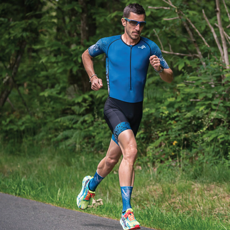 Trifonction_aero_homme_longue_distance_fabrication_francaise_kiwamisports_triathlon_bleu