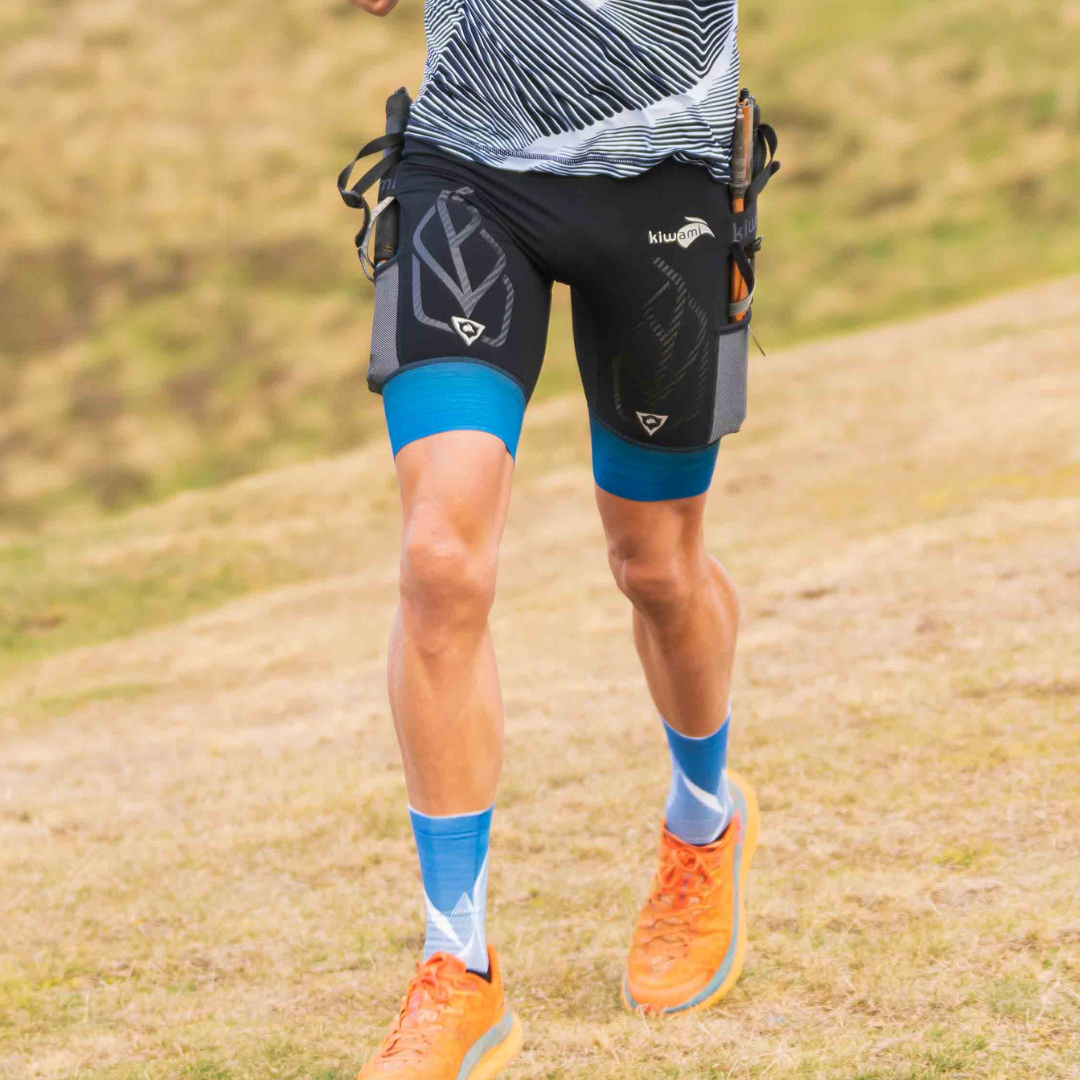 Short de trail femme avec portage de bâtons