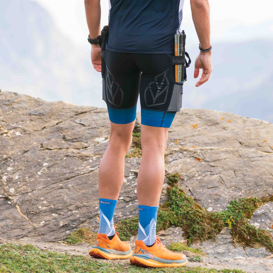 Short de trail femme avec porte-bâtons