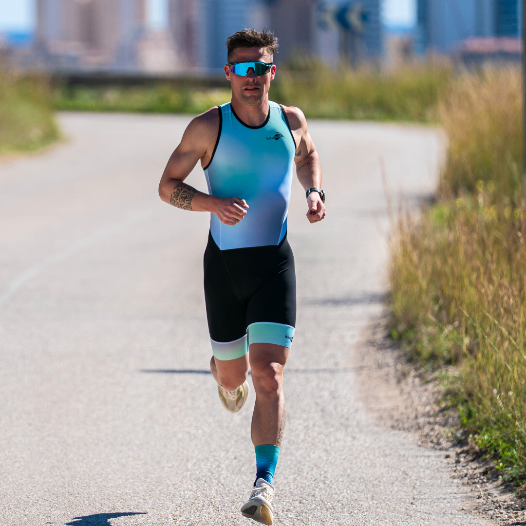 Trifonction courte distance triathlon homme/femme, zip dorsal, tailles XS S M, Kiwami, fabrication française, confort et performance 