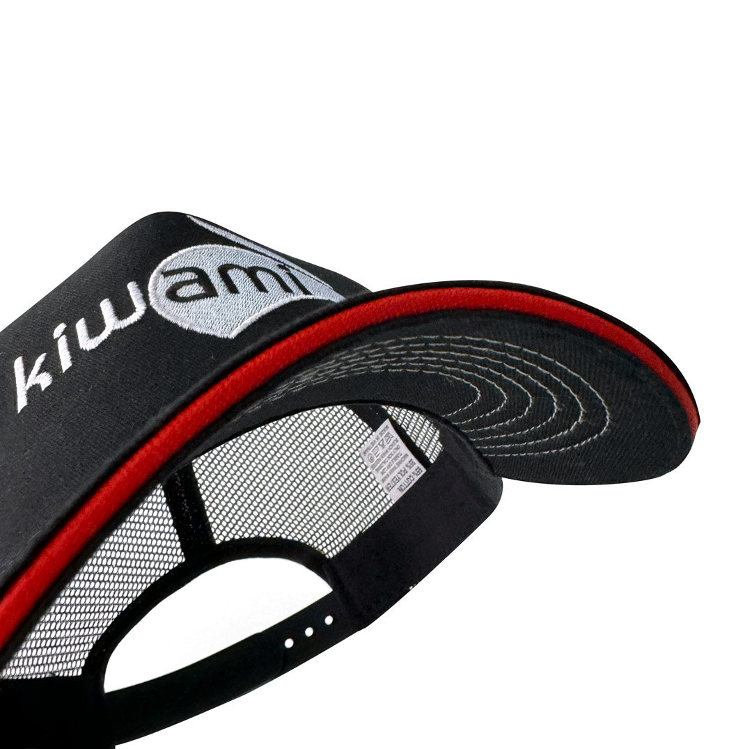 casquette marque française kiwami sports noir rouge blanc triathlon trail running