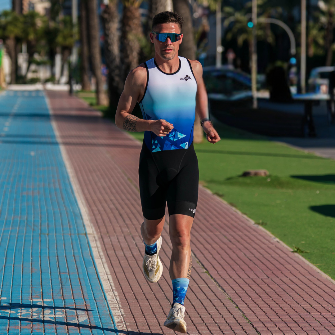 Trifonction homme triathlon Kiwami Sports – tenue technique séchage rapide pour enchaîner natation vélo course à pied fabrication française