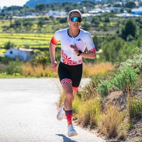 Trifonction femme Kiwami manches aérodynamiques séchage rapide triathlon longue distance