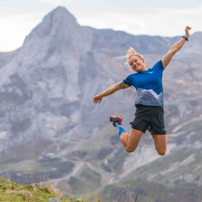 tee-shirt-femme-trail-montagne-running-performance-marque-française-kiwami-sports-expert-expertise-sports
