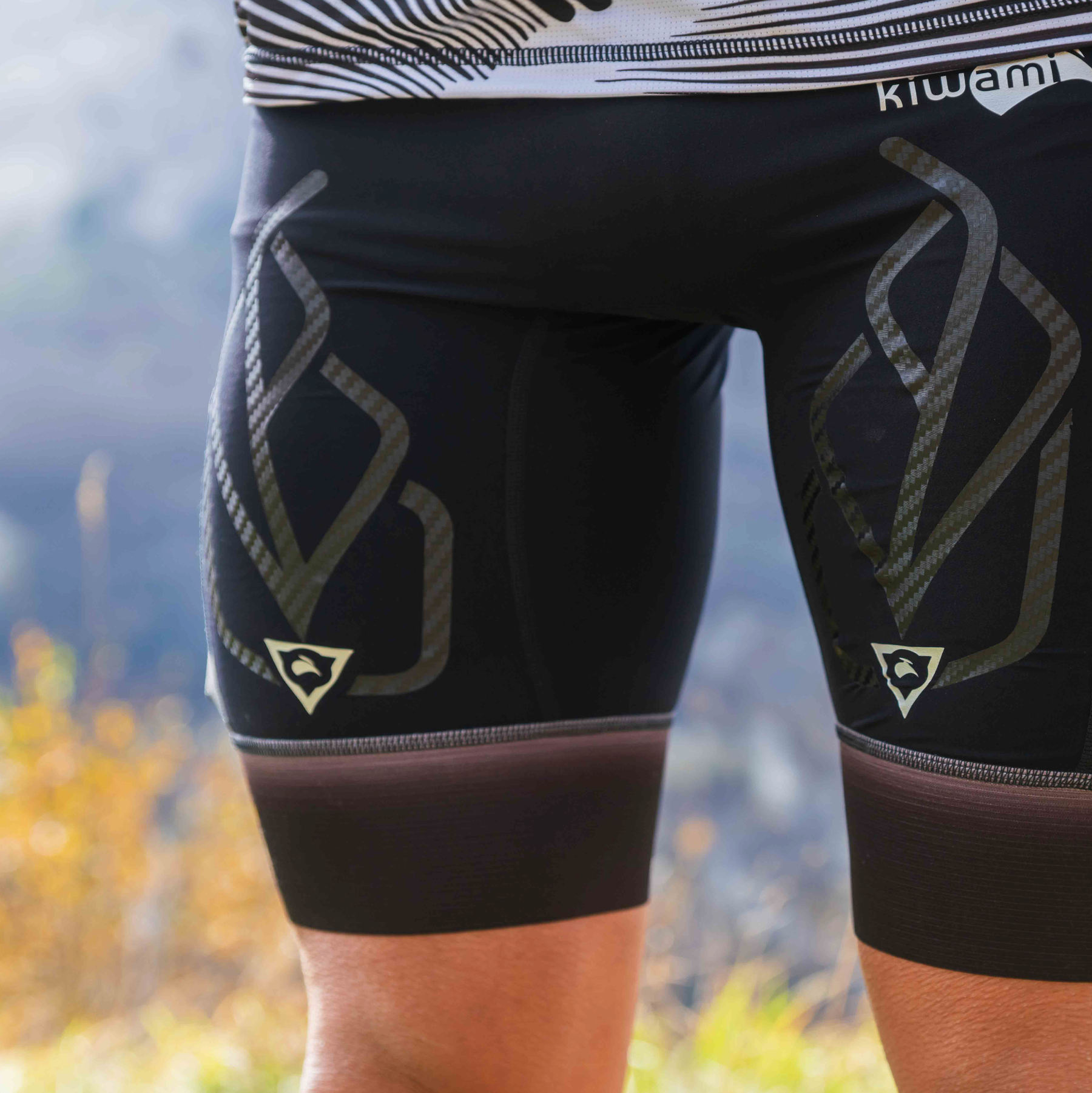 Kiwami Best Trail Running Short with compression pole carrying system