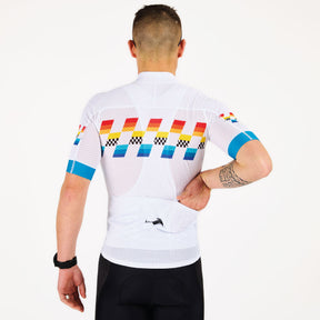 Maillot vélo homme équipement cycliste pour printemps été maillot respirant maille alvéolée  et poches  dorsales pour ravaitaillementfabrication française Kiwami Sports