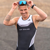trifonction-elite-nouvelle-zélande-triathlon-noir-blanc-all-blacks-tech-tri-suit-world-triathlon-itu-kiwami-sports