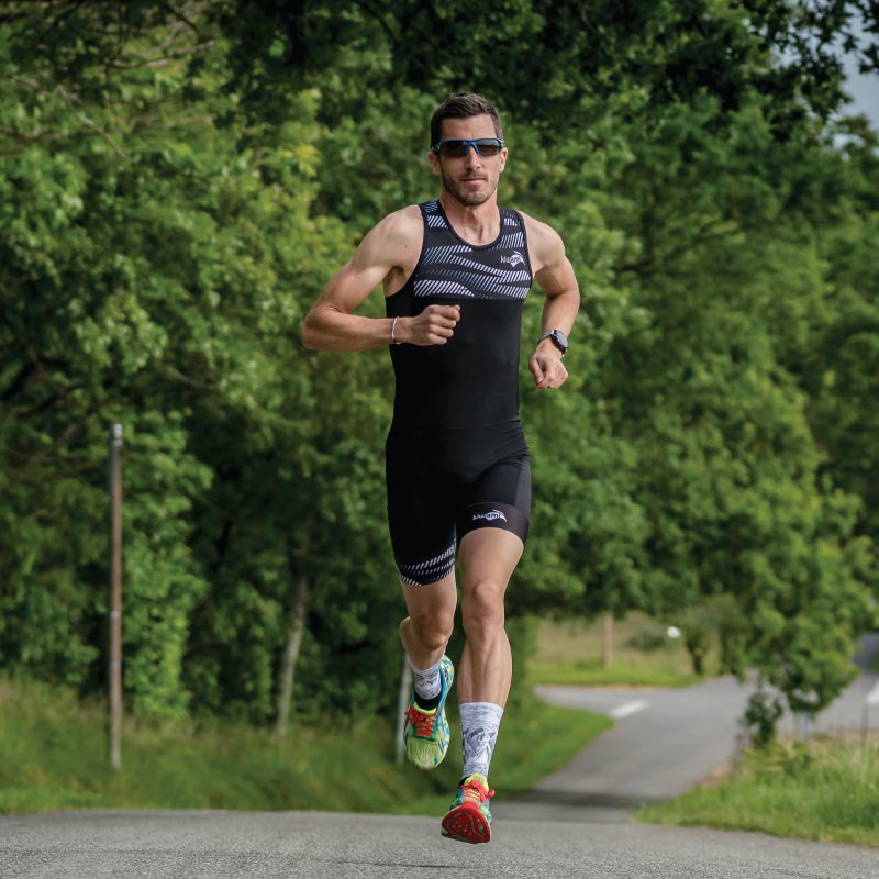 tenue de triathlon homme trifonction kiwami sports fabrication française