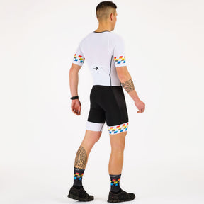 équipement de triathlon, la combinaison trifonction homme longue distance est la tenue parfaite pour les triathlètes, fabrication française
