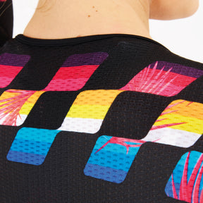 combinaison de triathlon trifonction haut de gamme femme conçue pour les triathlons longue distance peau de chamois renforcée poches ergonomiques kiwami sports fabrication française
