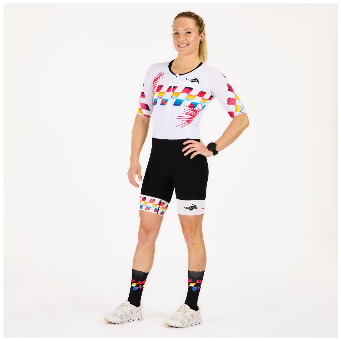 combinaison de triathlon trifonction équipement femme pour le triathlon offrant confort, performance et design. Fabrication Française Kiwami Sports